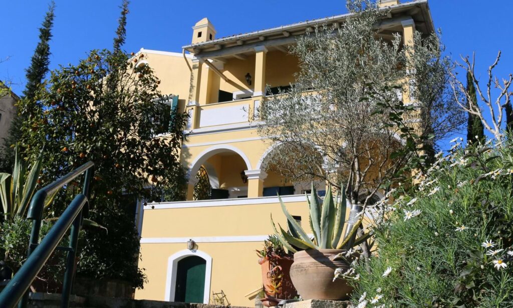 Rückansicht der Immobilie auf Korfu, Historisches Anwesen